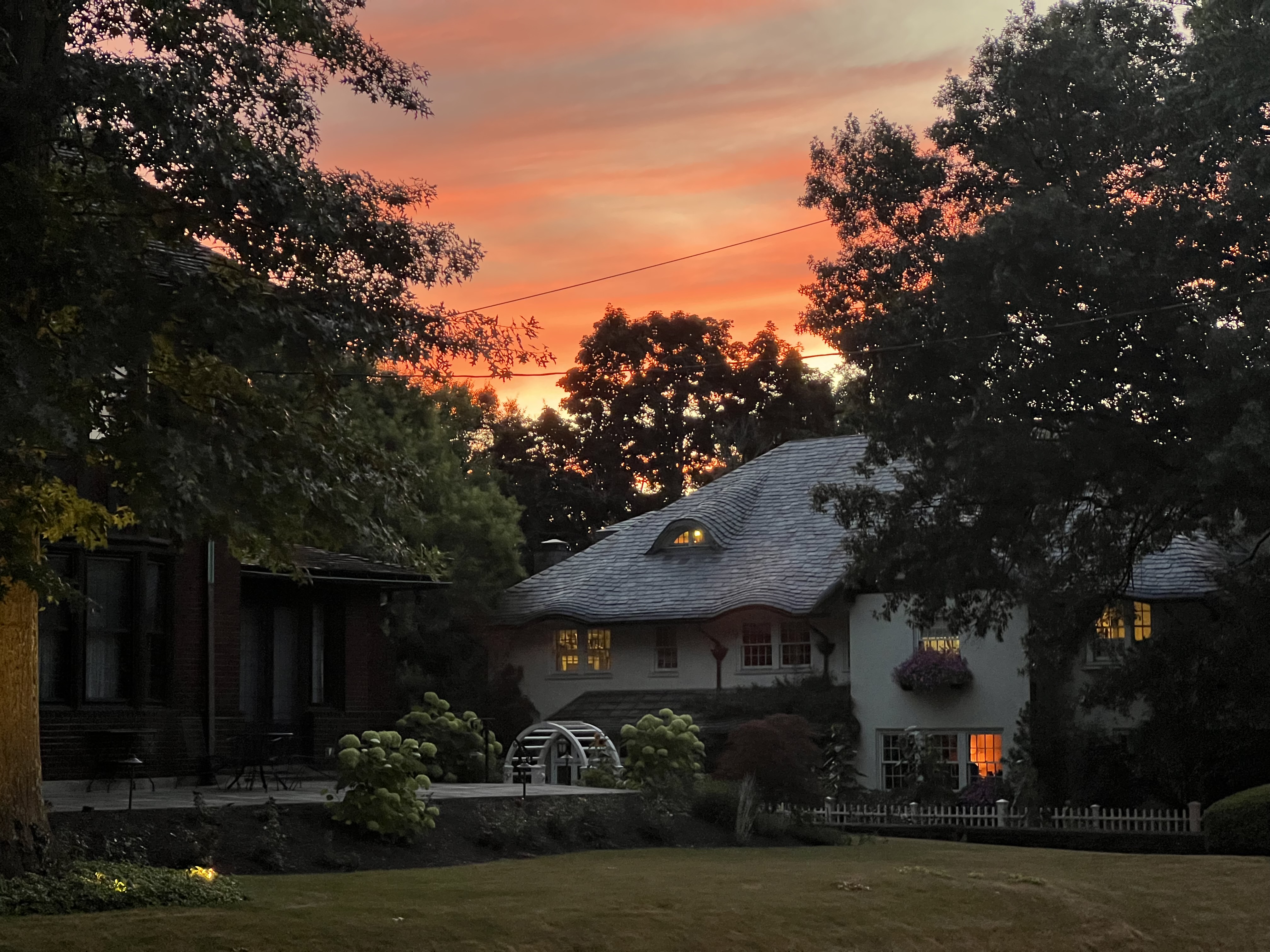 The Garden House at 704 Amberson Avenue during golden hour